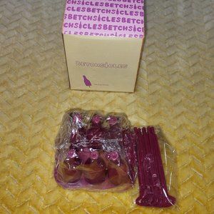 💰 3/$25.00 Betches X fabfitfun Betchsicles Ice Pop Molds NIB.